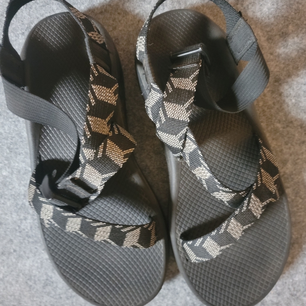 Chaco size 11. EUC. Worn twice.